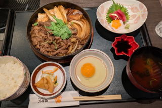 �����Ă���V